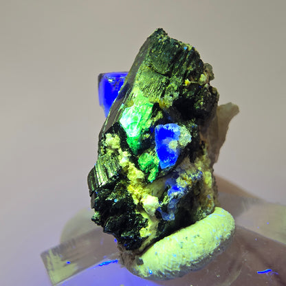 Phantom Fluorit, zonal, Schörl Turmalin, Muskovit Erongo, Namibia 28*19*14mm