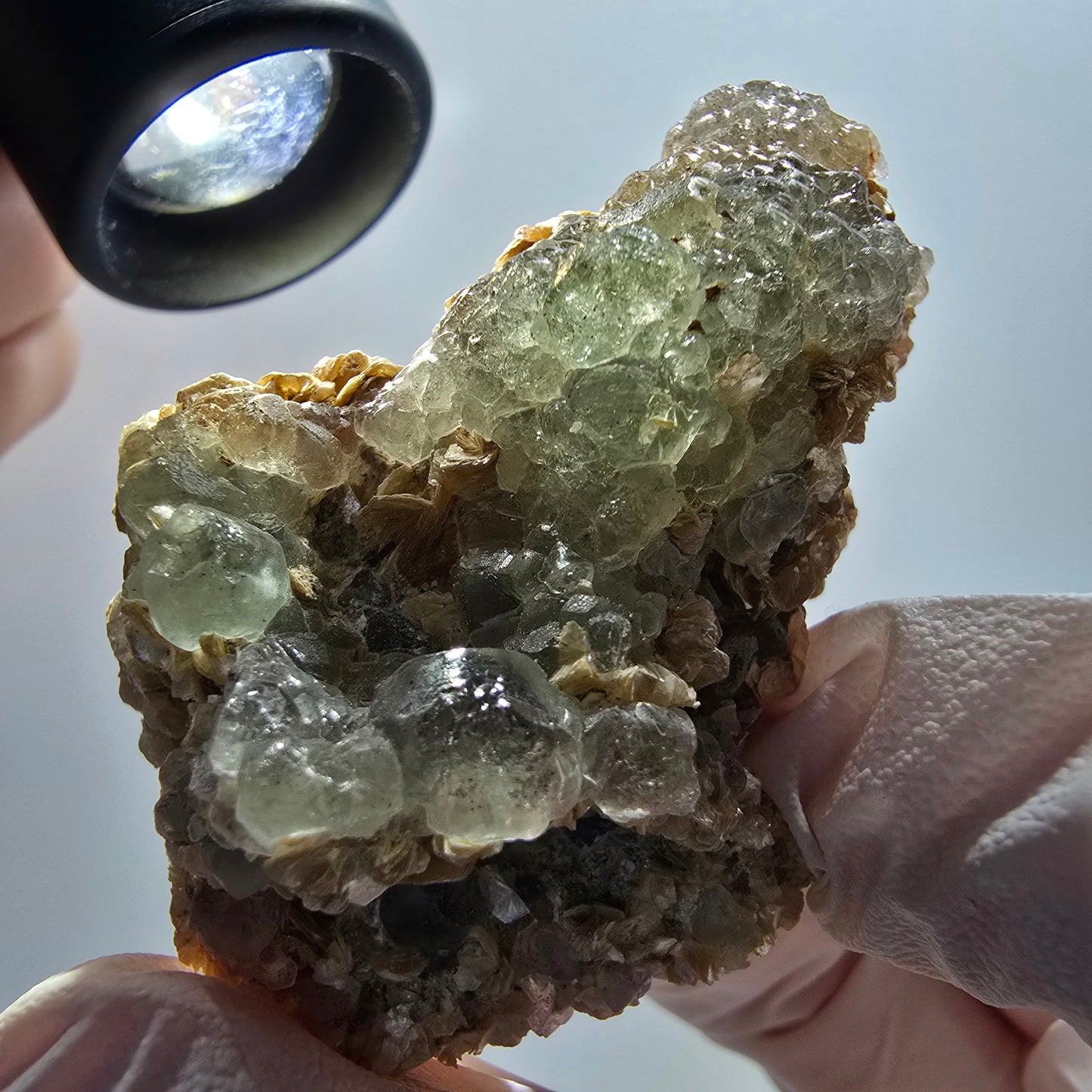 Phantom Fluorit, zonal, Muskovit Stufe Erongo, Namibia 57*44*31mm