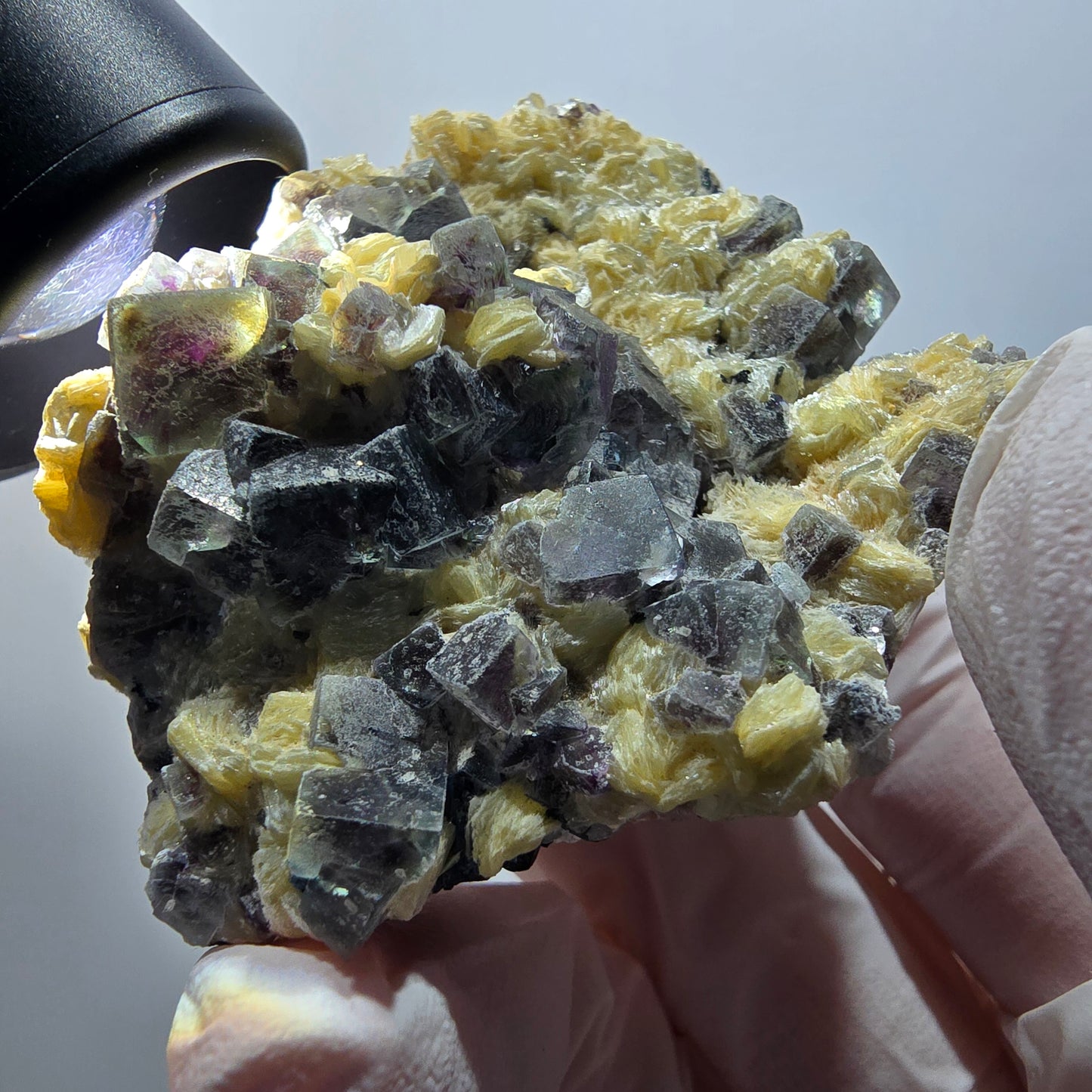 Bunte Phantom Fluorit, Schörl Turmalin, Muskovit Erongo, Namibia 68*53*32mm