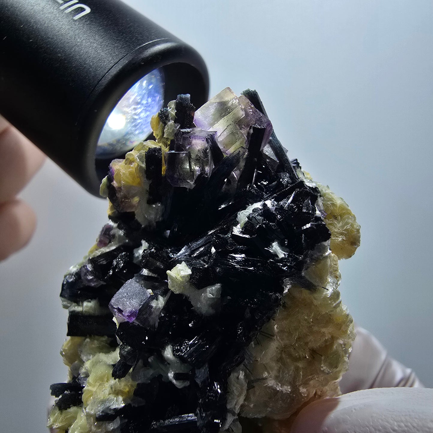 Bunte Phantom Fluorit, Schörl Turmalin, Muskovit Erongo, Namibia 66*39*43mm