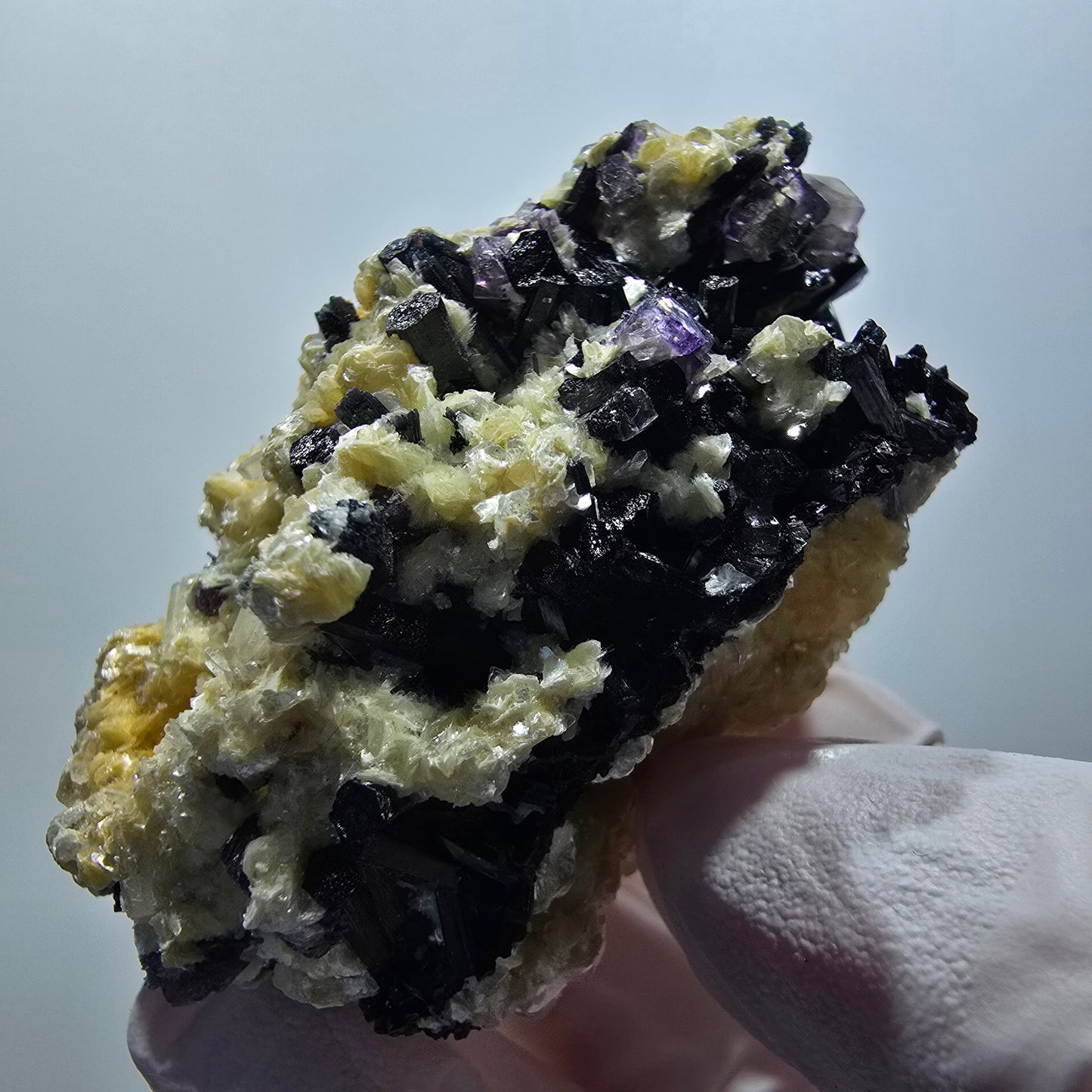 Bunte Phantom Fluorit, Schörl Turmalin, Muskovit Erongo, Namibia 66*39*43mm