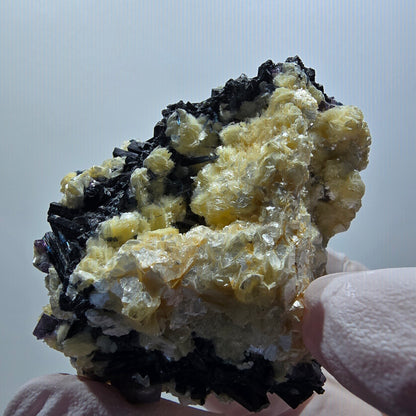 Bunte Phantom Fluorit, Schörl Turmalin, Muskovit Erongo, Namibia 66*39*43mm