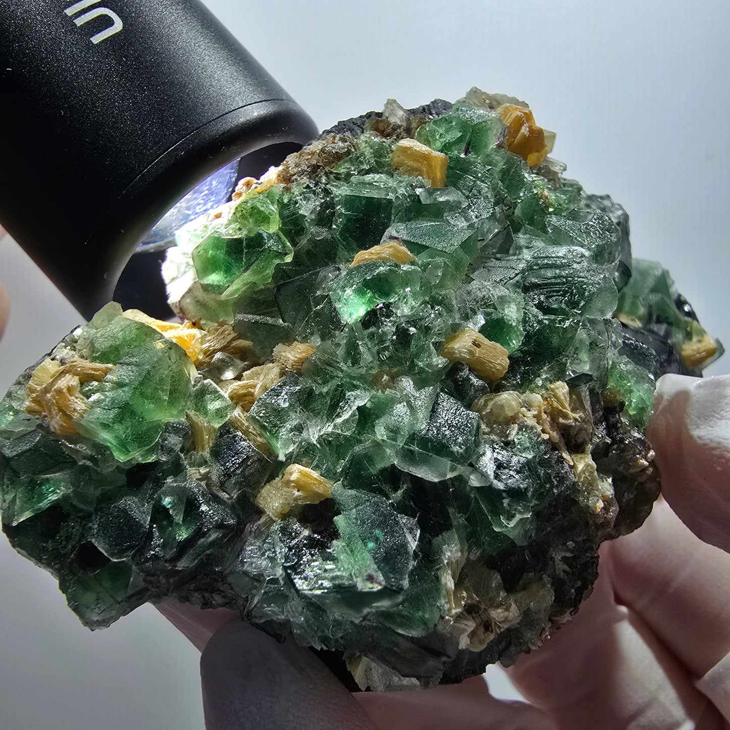 Phantom Fluorit, zonal, Schörl Turmalin, Muskovit Erongo, Namibia 88*49*30mm