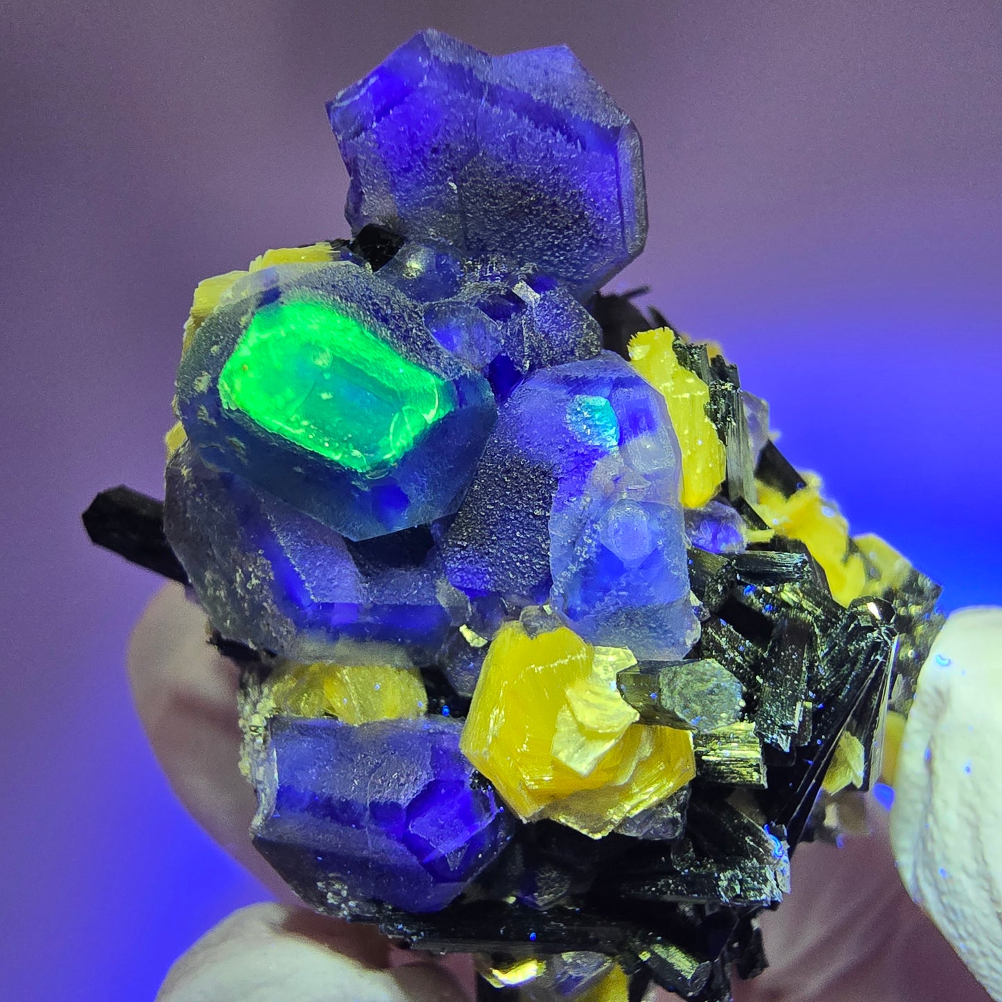 Phantom Fluorit, hexagonal, Schörl Turmalin, Muskovit, Hyalit Erongo, Namibia 46*32*31mm