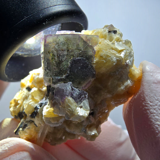 Bunte Phantom Fluorit, Schörl Turmalin, Muskovit, Hyalit, Quarz Erongo Namibia 37*26*23mm