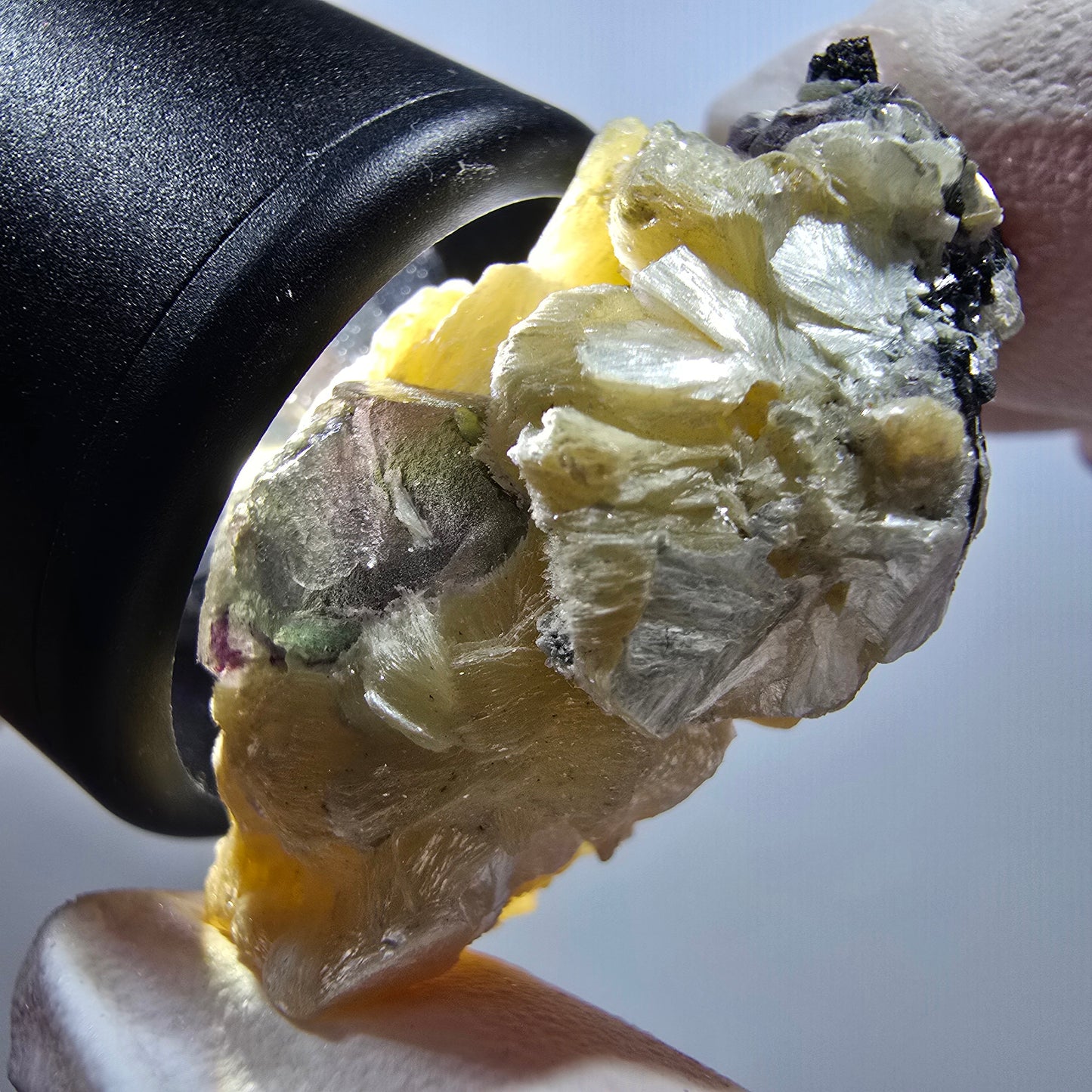 Phantom Fluorit, hexagonal, Schörl Turmalin, Muskovit, Hyalit Erongo, Namibia 35*23*18mm