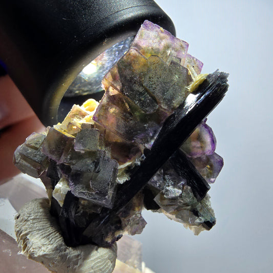 Bunte Phantom Fluorit, Schörl Turmalin, Muskovit Stufe Erongo, Namibia 36*30*18mm