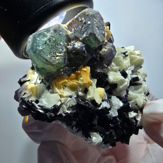 Phantom Fluorit, hexagonal, Schörl Turmalin, Muskovit Erongo, Namibia 62*59*35mm