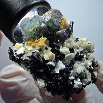 Phantom Fluorit, hexagonal, Schörl Turmalin, Muskovit Erongo, Namibia 62*59*35mm