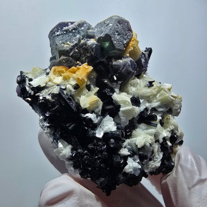 Phantom Fluorit, hexagonal, Schörl Turmalin, Muskovit Erongo, Namibia 62*59*35mm