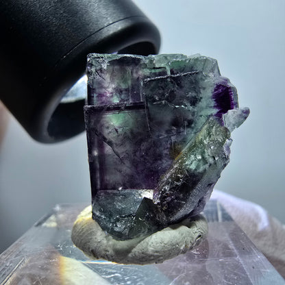 Spécimen cubique de fluorite fantôme très clair, vert-violet, Okorusu, Namibie, 22*20*13 mm, n° 11777 