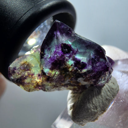 Spécimen cubique de fluorite fantôme très clair, vert-violet, Okorusu, Namibie, 24*15*14 mm, n° 11789 