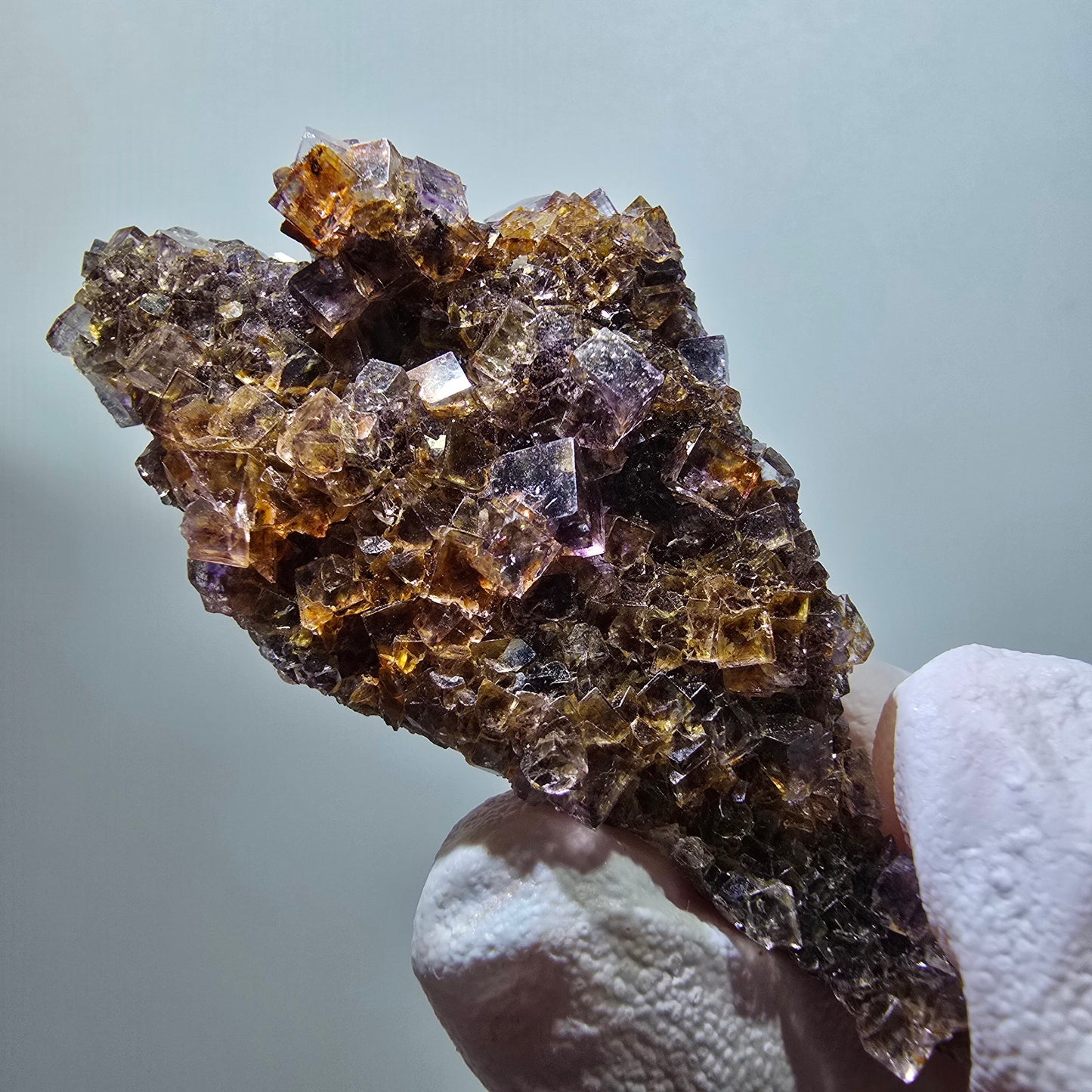 Spécimen de cube de fluorite fantôme, violet jaune, double face, Okorusu Namibie 54*30*15mm #11798 