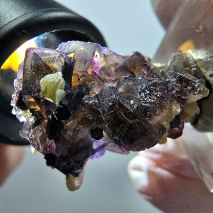Spécimen de fluorite fantôme colorée, muscovite, hyalite, tourmaline schorl, Erongo, Namibie 31*21*15mm #11817 