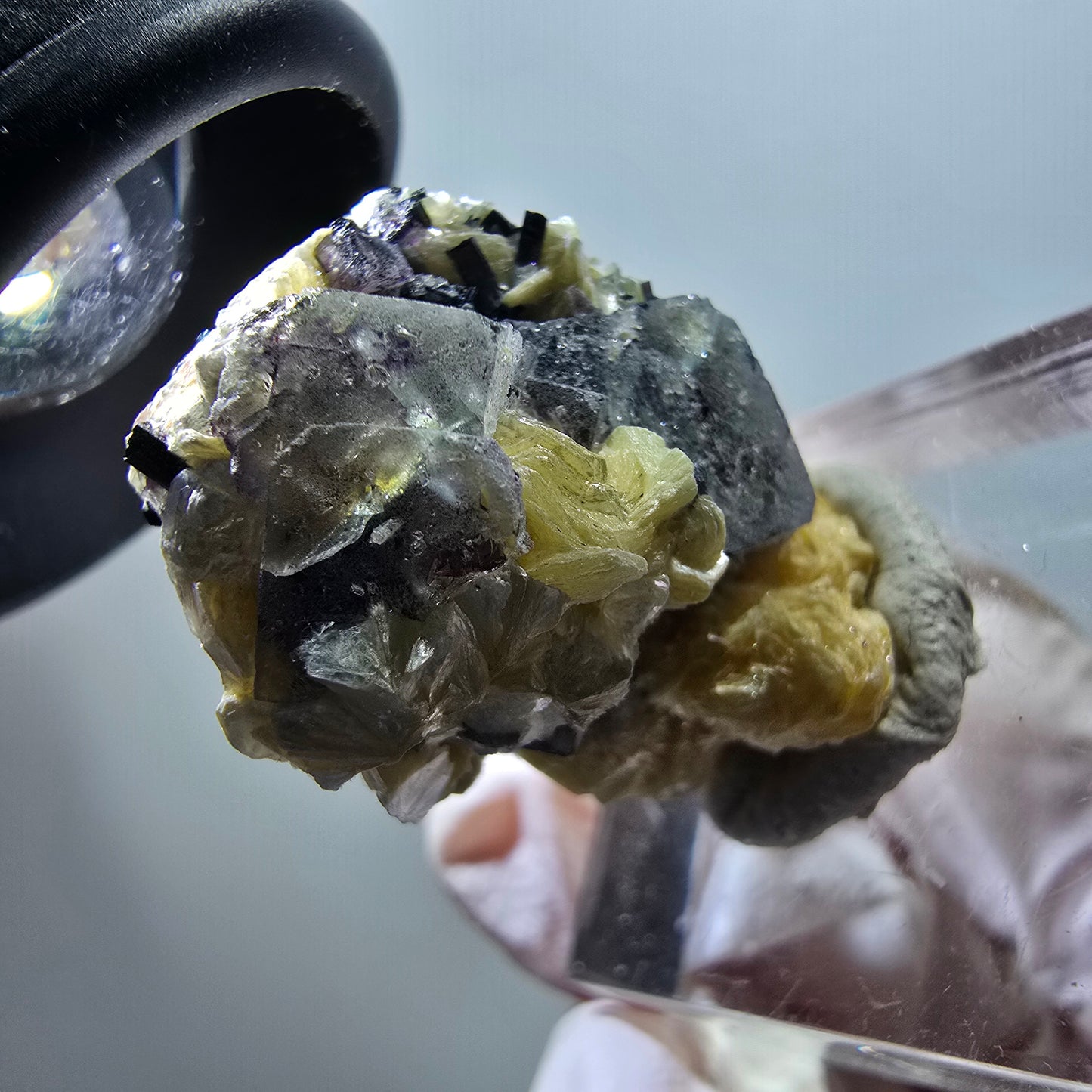 Phantom Fluorit, Muskovit, Schörl Turmalin Stufe Erongo, Namibia 29*23*19mm #11821