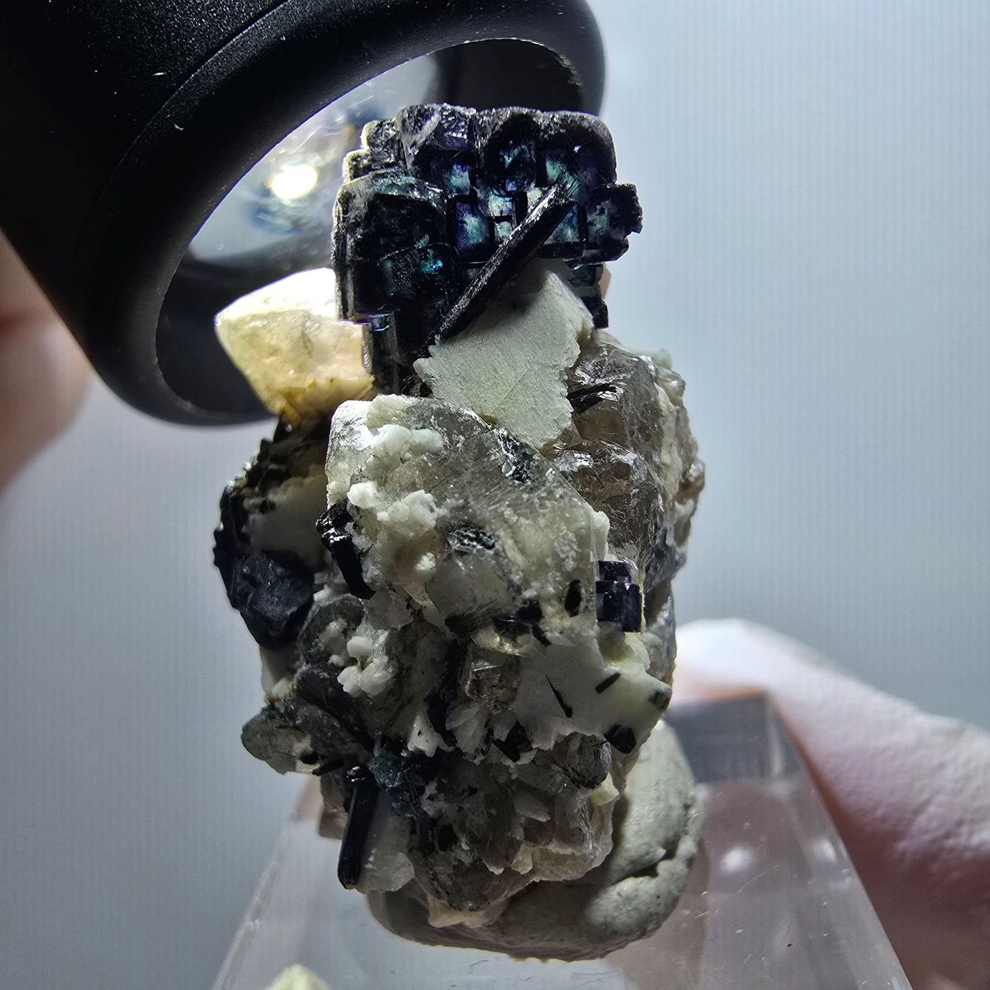 Fluorite fantôme, muscovite, hyalite, tourmaline Schörl, quartz fumé, Erongo, Namibie 35*29*21mm #11822 