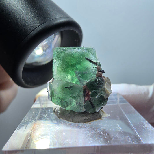 Phantom Fluorit, Schörl Turmalin, Muskovit Stufe Erongo, Namibia 18*19*14mm #11926