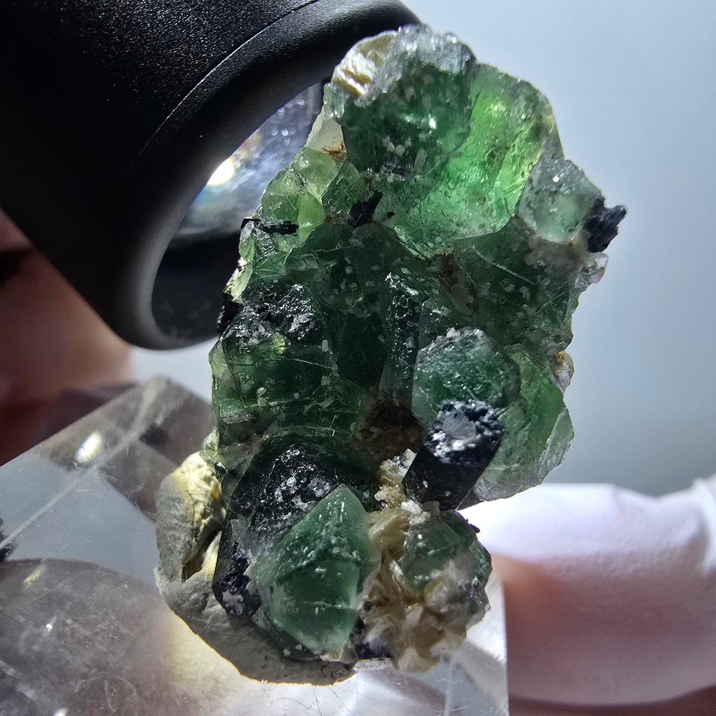 Fluorite fantôme, tourmaline Schörl, muscovite Stage Erongo, Namibie 30*18*14mm #11938 