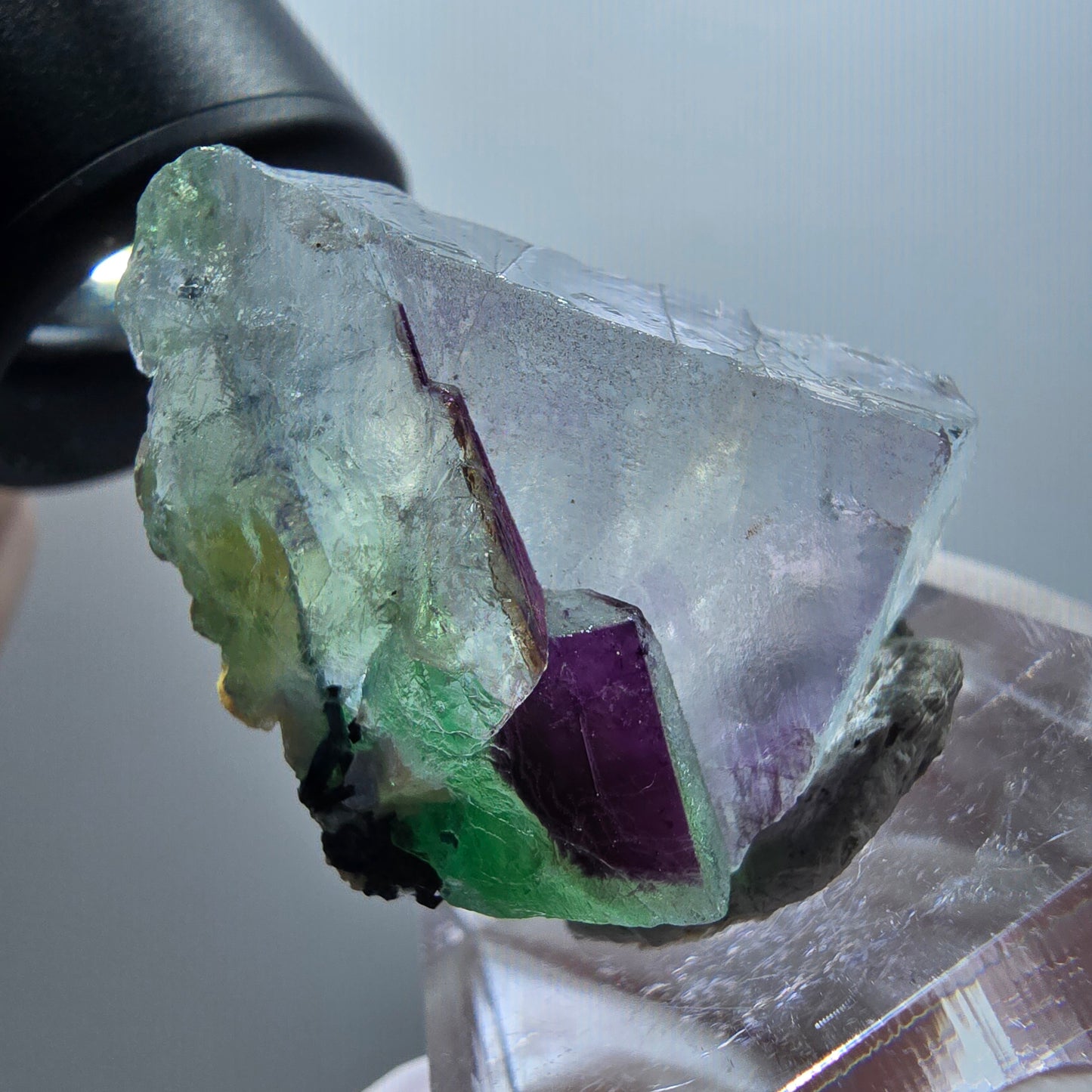Fluorite fantôme transparente, hyalite, tourmaline Schörl Stage Erongo, Namibie 34*25*14mm #11961 