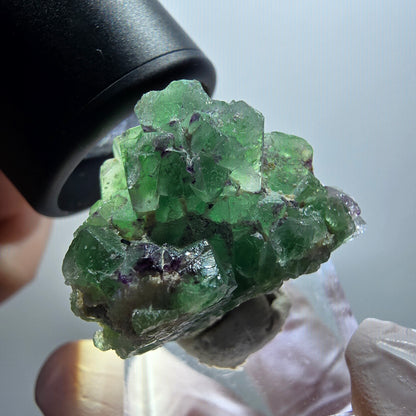 Spécimen de fluorite fantôme, tourmaline schorl et muscovite, Erongo, Namibie, 30 x 27 x 19 mm, n° 11962 