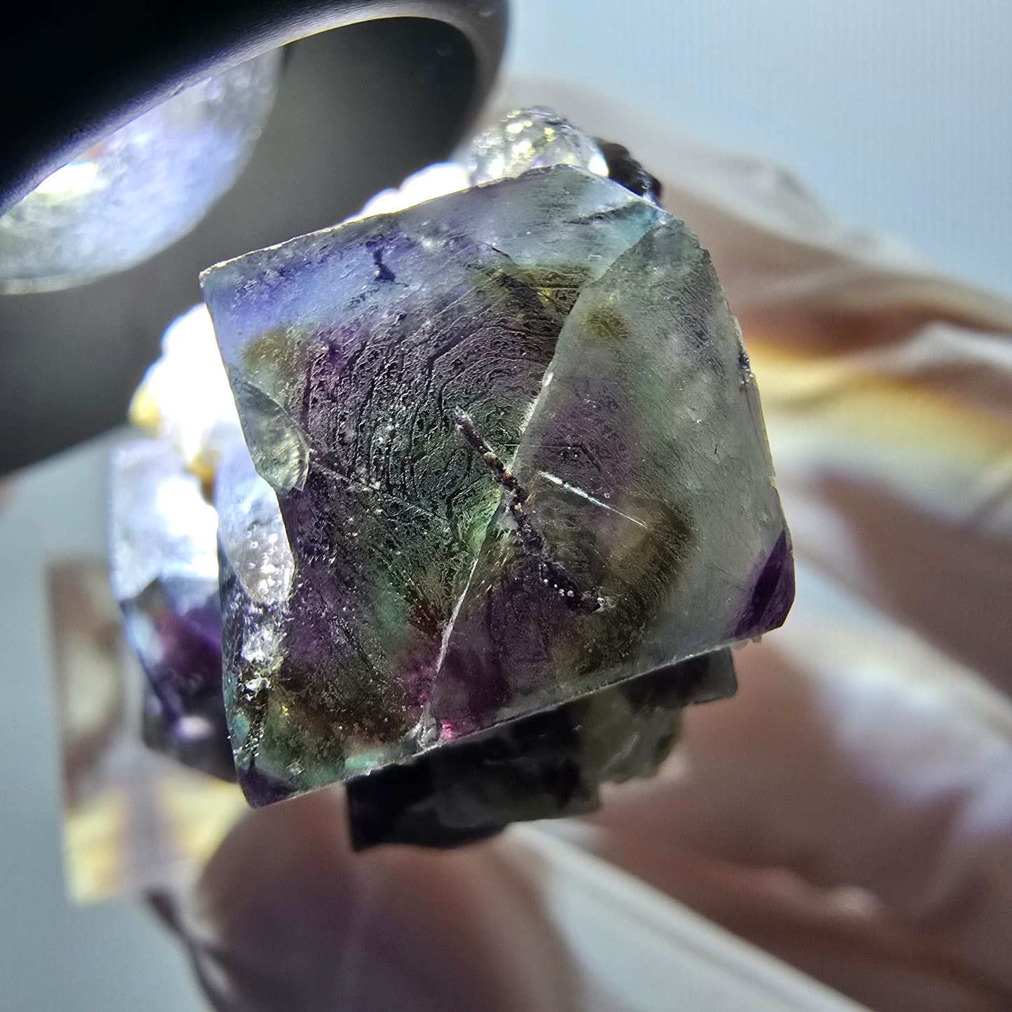 Spécimen de fluorite fantôme colorée, muscovite, hyalite, Erongo, Namibie 34*26*22mm #11965 
