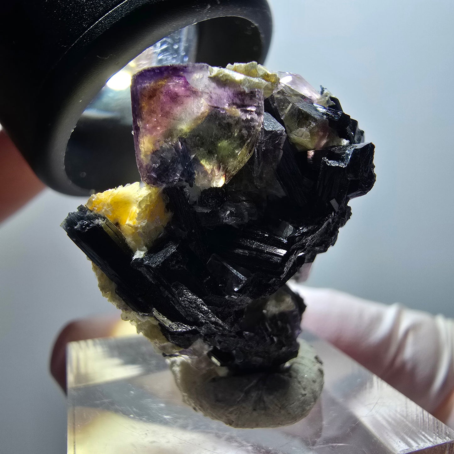Phantom Fluorit, Schörl Turmalin, Muskovit Stufe Erongo, Namibia 30*26*17mm #11986