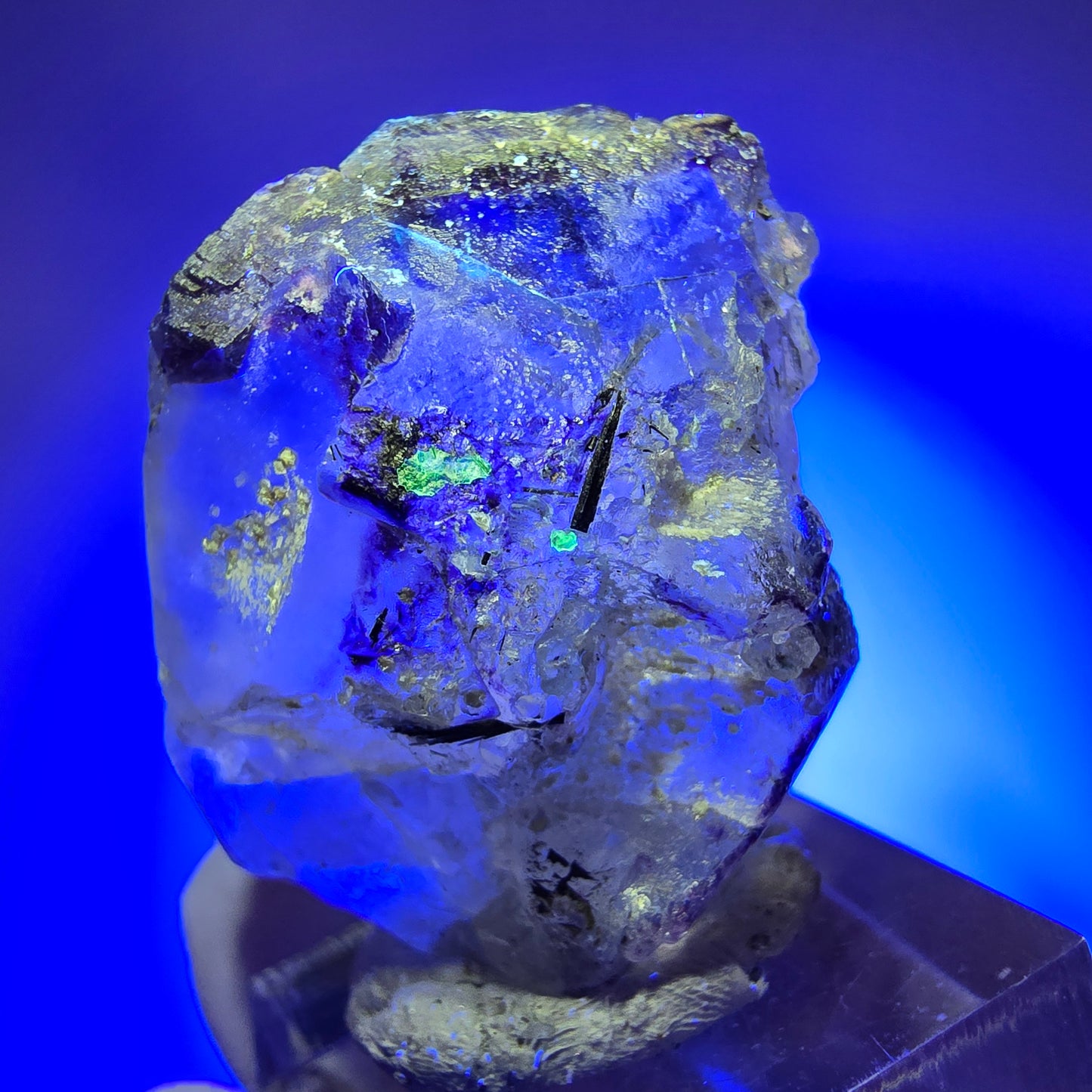 Klare Phantom Fluorit, Schörl Turmalin, Muskovit, Hyalit Erongo, Namibia 36*30*24mm #11994