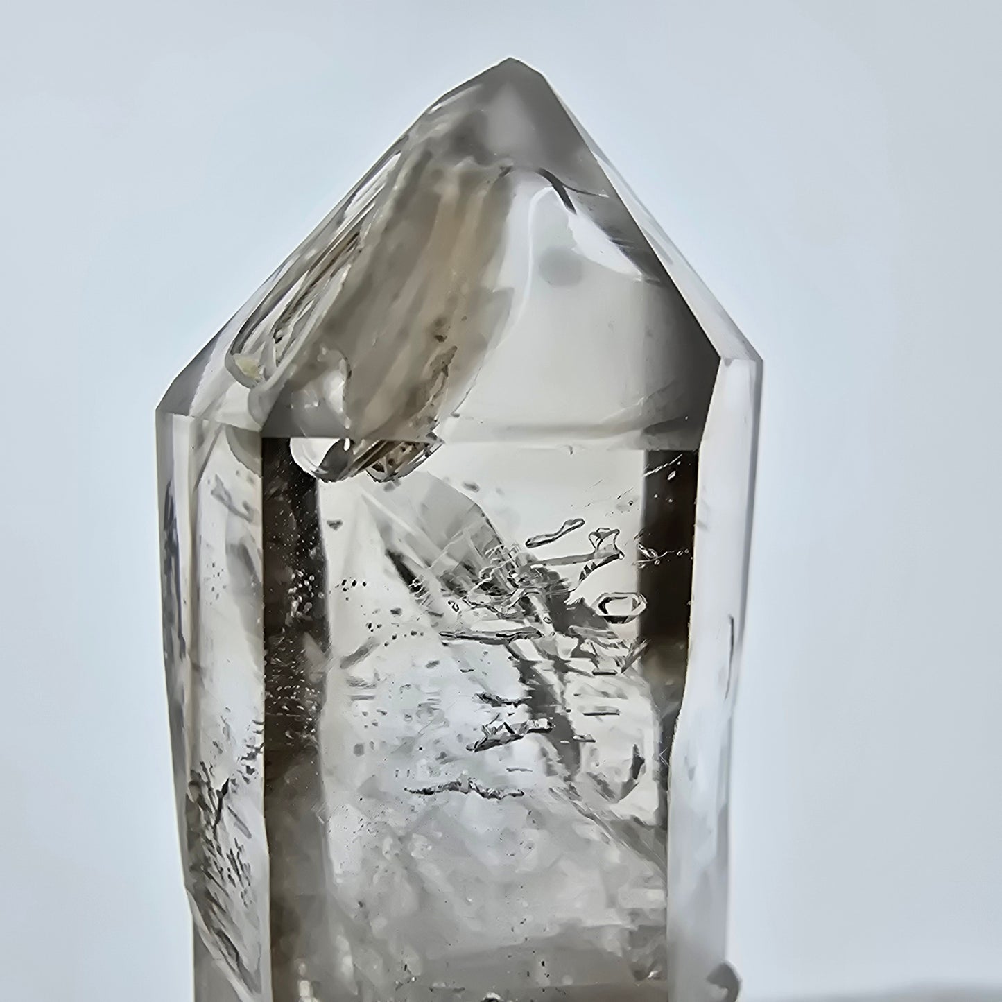 Enhydro Phantom Smoky Quartz Sceptre Tip 1x Bubble Goboboseb, Namibie 57*21*18mm 