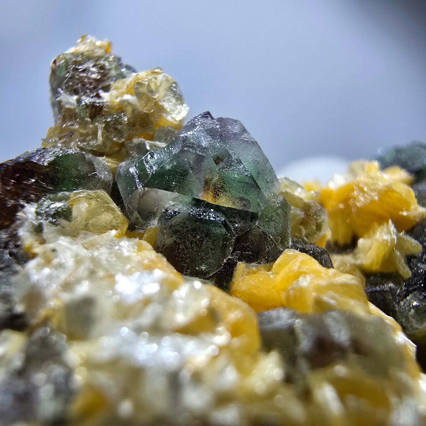 Phantom Fluorite Cube hexagonal, Muscovite specimen Erongo, Namibia 47*37*27mm 