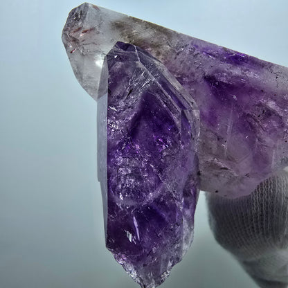 Harlekin Phantom Amethyst mit Analcim Stufe Streep Mine Gobob Namibia 66*54*35mm