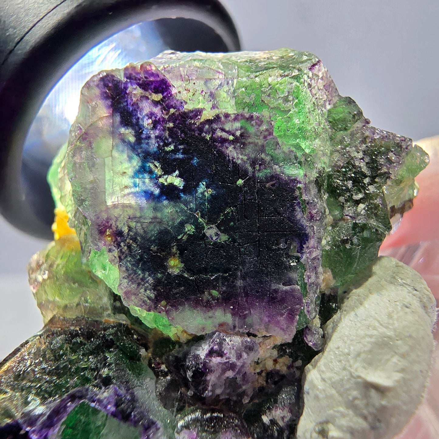 Cube de fluorite fantôme, zonal, muscovite, spécimen de tourmaline Schorl, Erongo, Namibie, 40 x 27 x 21 mm 