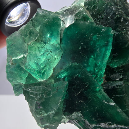 Rare spécimen de cube de fluorite fantôme, parqueté vert Okorusu, Namibie, 79 x 72 x 36 mm 