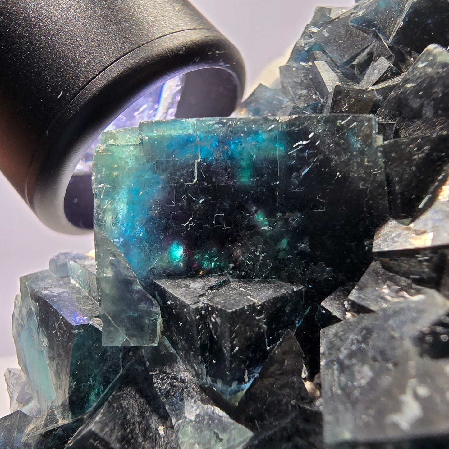 Grand spécimen de cube de fluorite fantôme zonal, nouvelle découverte ! Okorusu, Namibie, 97 x 62 x 36 mm 