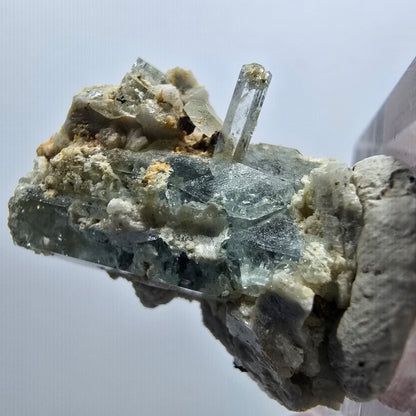 Rare aigue-marine, spécimen d'orthose d'Erongo, Namibie, 26 x 21 x 14 mm, n° 12019 
