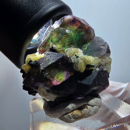Bunte Phantom Fluorit, Schörl Turmalin, Muskovit, Hyalit Stufe Erongo, Namibia 32*28*21mm #12035