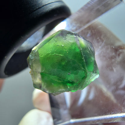 Phantom Fluorit hexagonal Würfel mit Muskovit Erongo, Namibia 13*11*10mm #12059