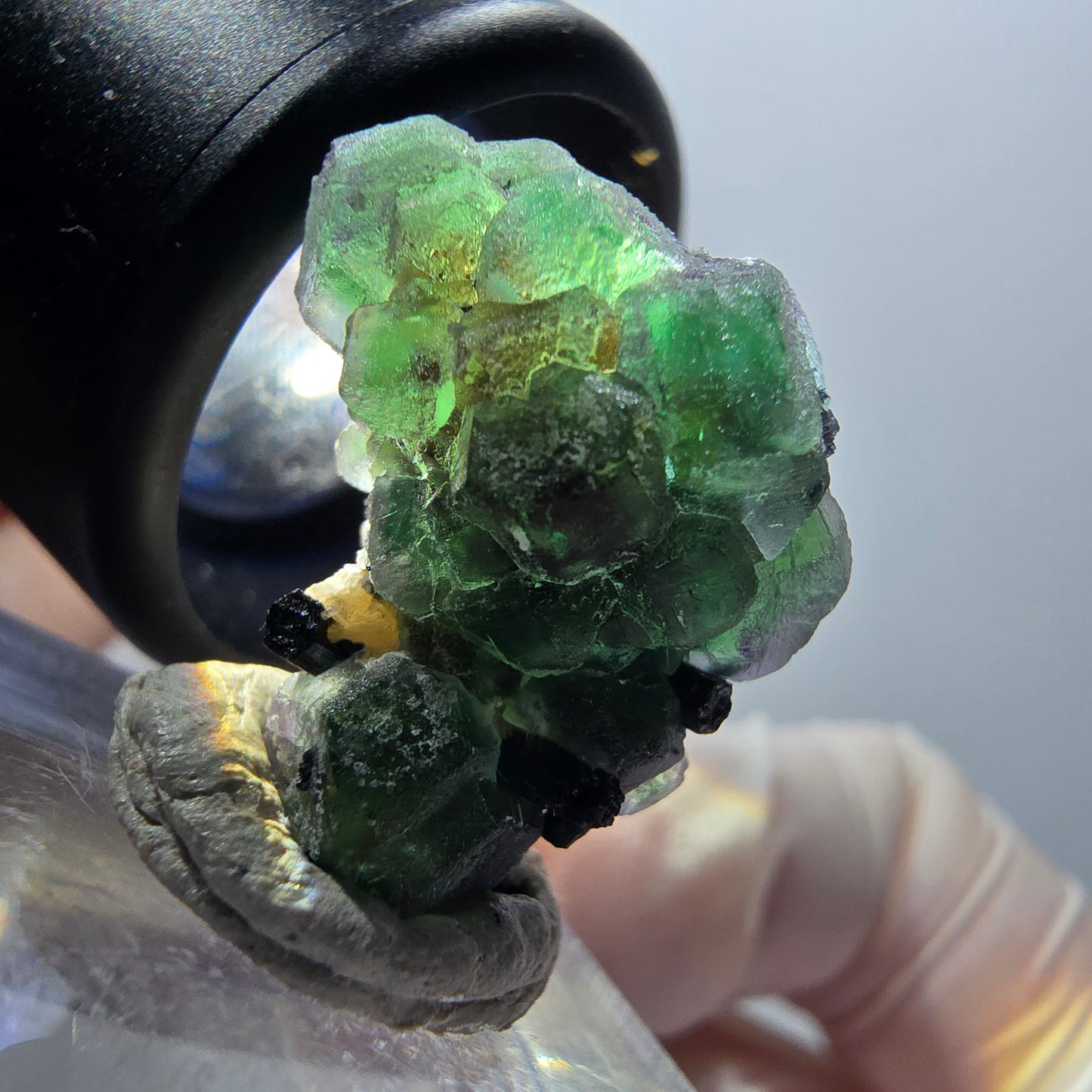 Phantom Fluorit, Schörl Turmalin, Muskovit Stufe Erongo, Namibia 25*16*18mn #12063