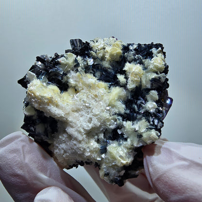 Fluorite fantôme, tourmaline Schörl, muscovite, hyalite Erongo, Namibie 49*45*36mm #12118