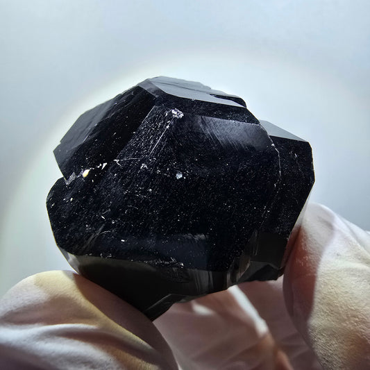 Seltener symmetrischer Schörl Turmalin Kristall Erongo, Namibia 31*29*26mm #12138