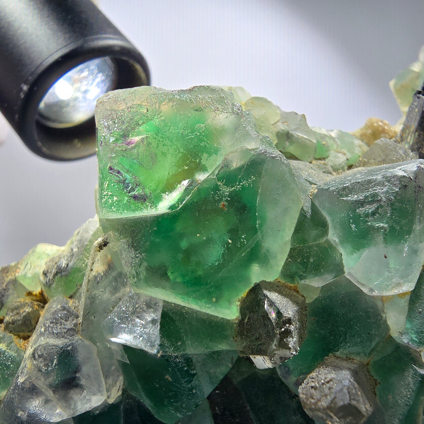 Fluorite fantôme XL, quartz fumé, tourmaline Schörl, hyalite Erongo, Namibie 170*122*53mm #12164 