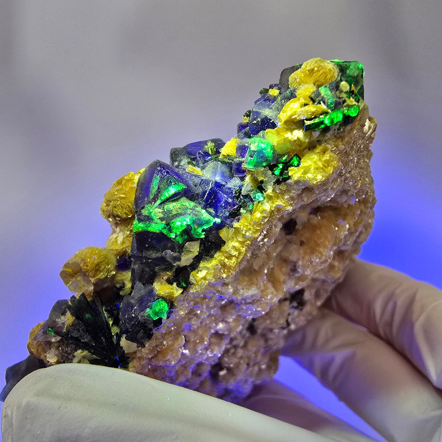 Bunte Phantom Fluorit, Schörl Turmalin, Muskovit, Hyalit Stufe Erongo, Namibia 115*96*35mm #12166