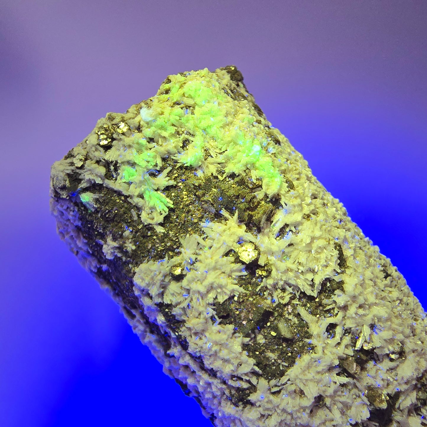 Schörl tourmaline, hyalite opal, muscovite, orthoclase Erongo, Namibia 83*32*29mm #12174 