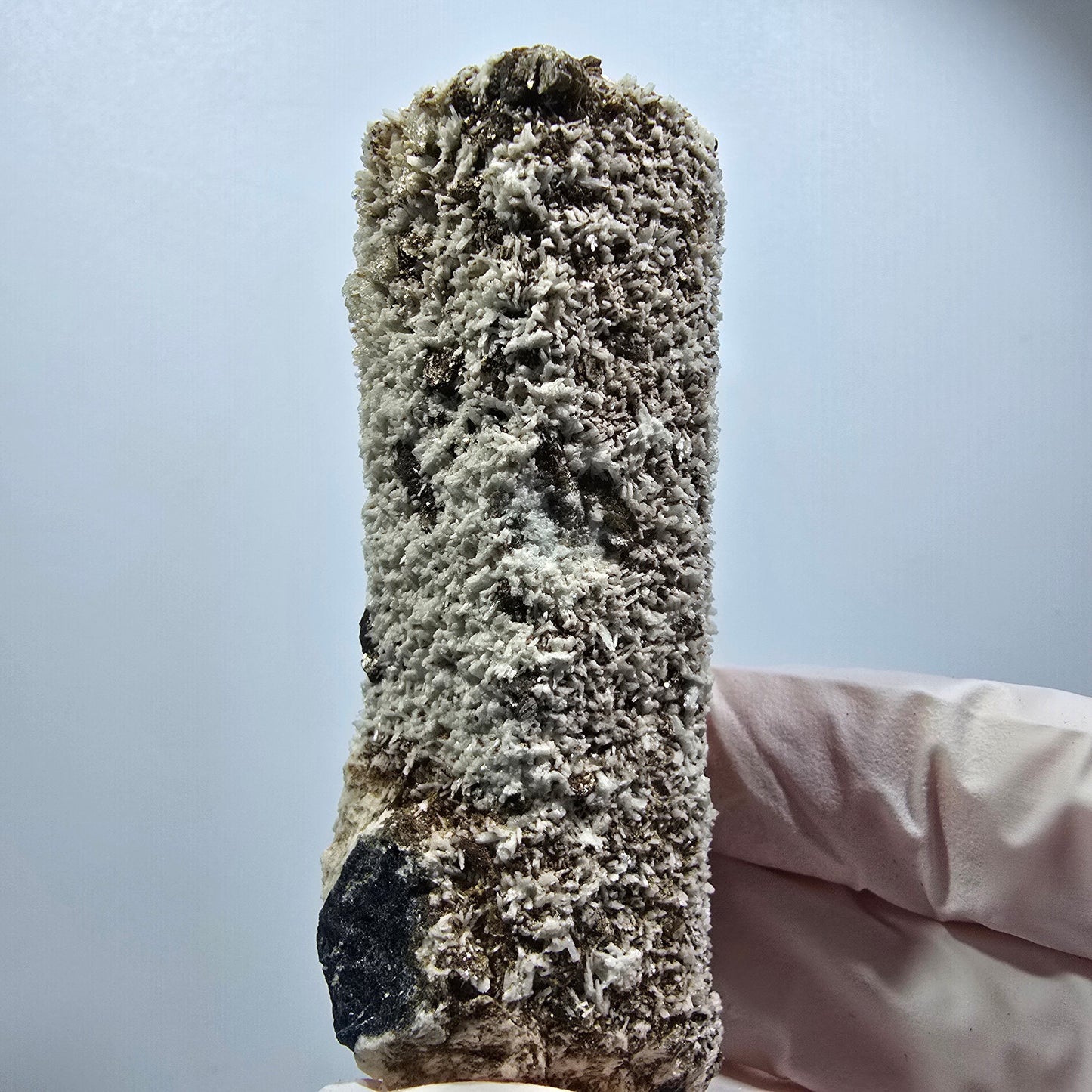 Tourmaline Schörl, opale hyalite, muscovite, orthose Erongo, Namibie 75*31*24mm #12175 