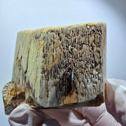 Opale hyalite rare, spécimen d'orthose d'Erongo, Namibie, 64*59*48 mm, n° 12178 