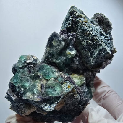 Rare spécimen de cube de fluorite, tourmaline schorl et orthose, Erongo, Namibie, 89 x 78 x 44 mm, n° 12185 