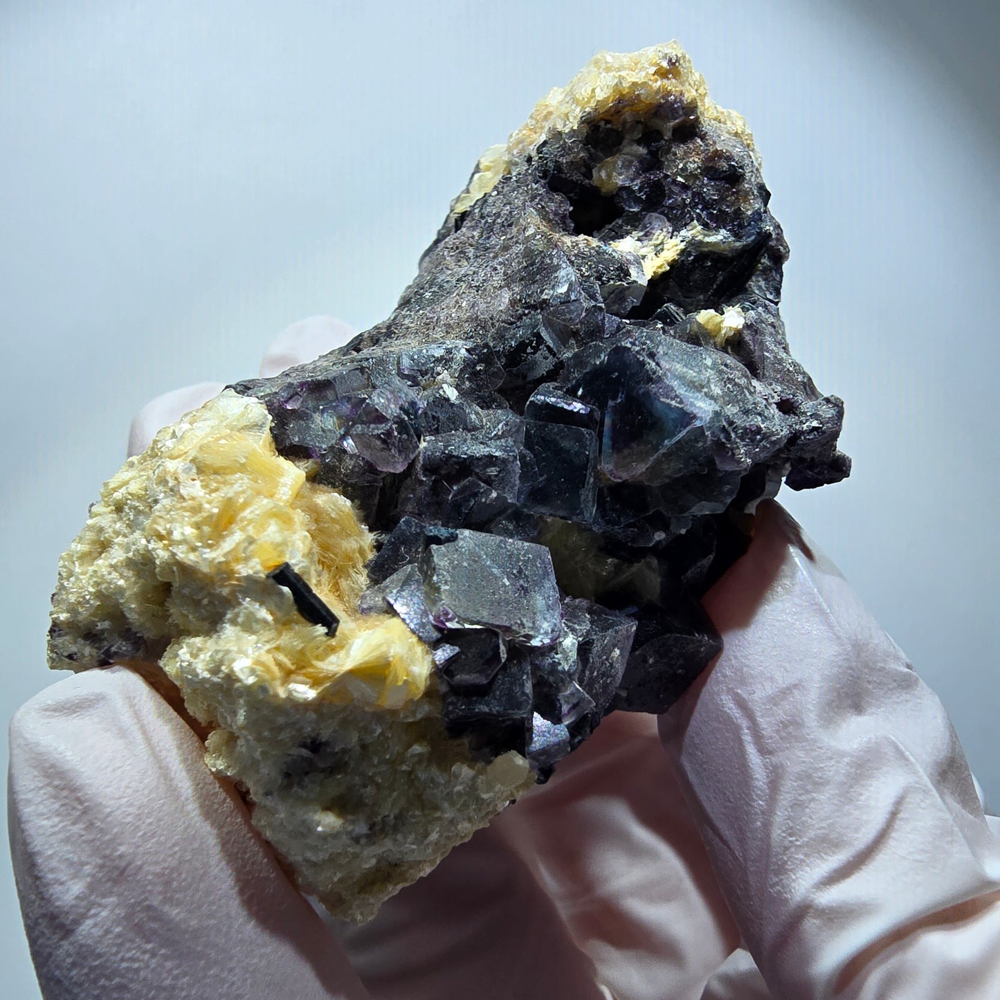 Bunte Phantom Fluorit, Schörl Turmalin, Muskovit, Hyalit Stufe Erongo, Namibia 74*47*35mm #12190