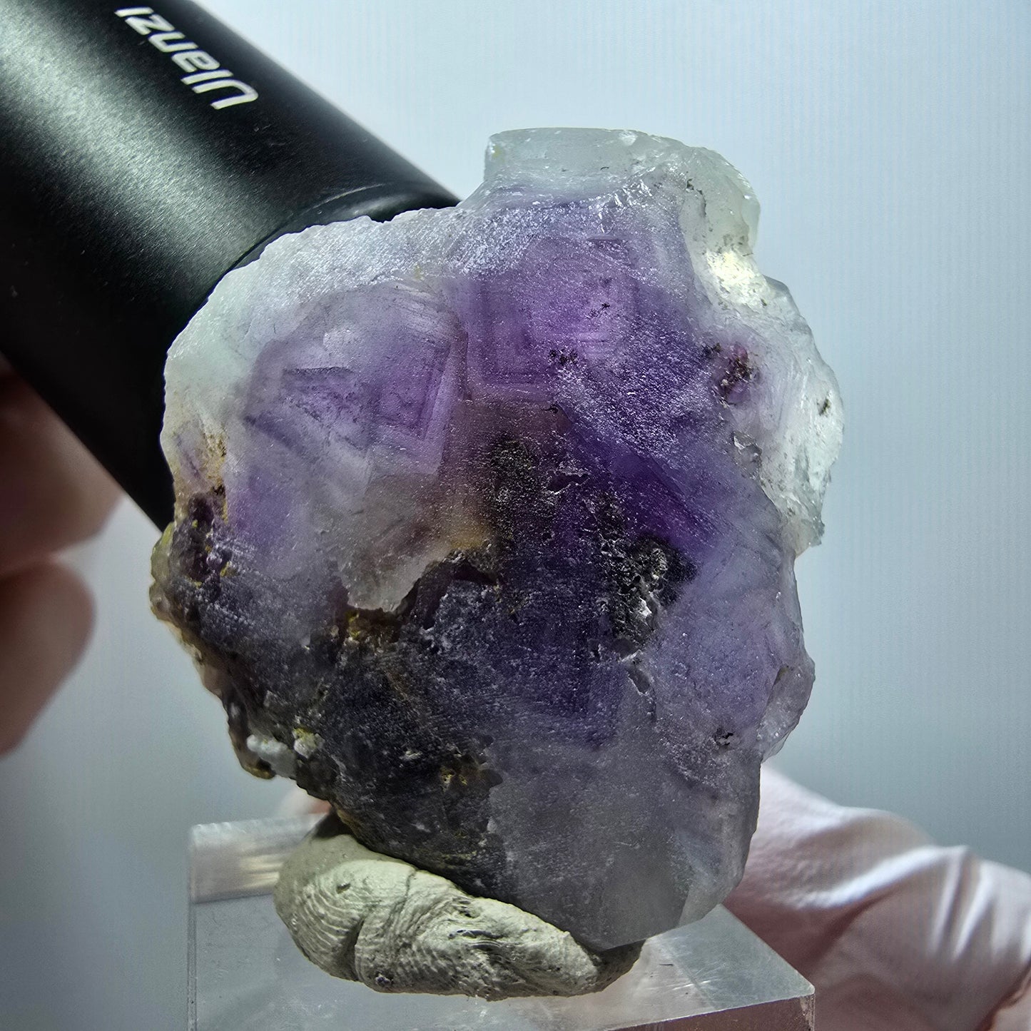 Rare spécimen de cube de fluorite fantôme, violet-blanc, Okorusu, Namibie, 43*40*23mm #12260 