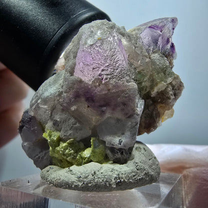 Spécimen rare de fluorite fantôme et de muscovite, Erongo, Namibie, 45 x 31 x 24 mm, n° 12265 