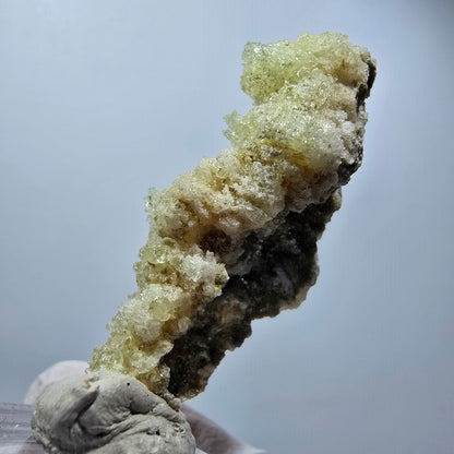 Opale hyalite rare, spécimen de muscovite (minéral UV) Erongo, Namibie 49*20*16mm #12269 