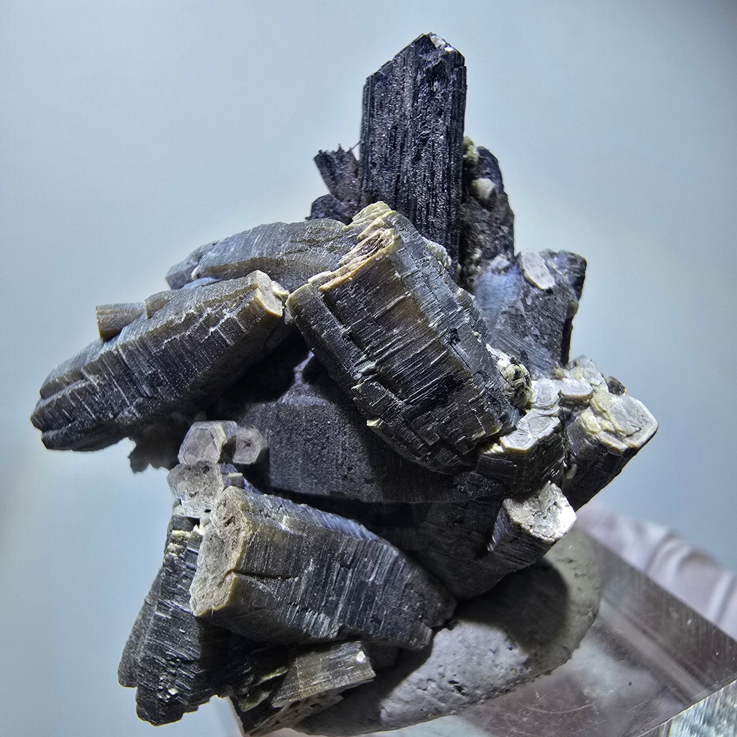 Spécimen rare de tourmaline schorl, muscovite et orthoclase, Erongo, Namibie, 40*35*22 mm #12281 